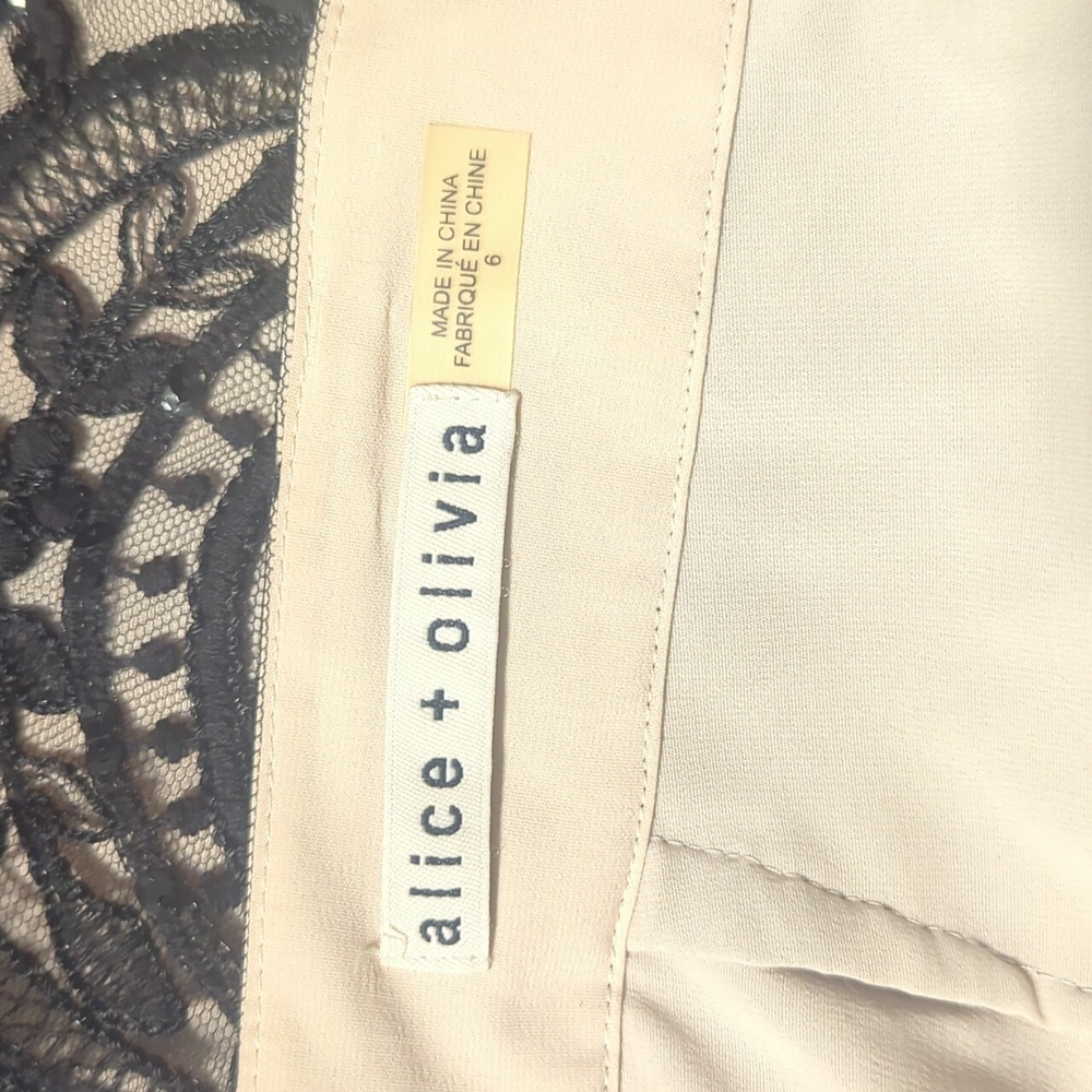 Alice & Olivia sequin embroidered mesh shorts - Picture 8 of 12